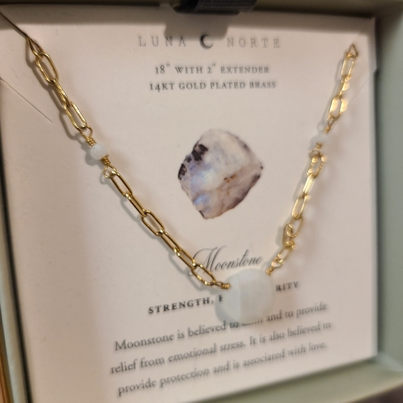 Luna Norte Gold plated Necklace With 14kt gold plated 16” and 17” chains w/ one - Picture 4 of 7